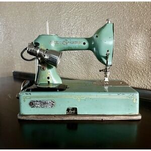 Vintage 1930s General Electric Sewing Machine Lightweight Standard Model A